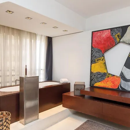 Nice Flat On The Croisette Cannes